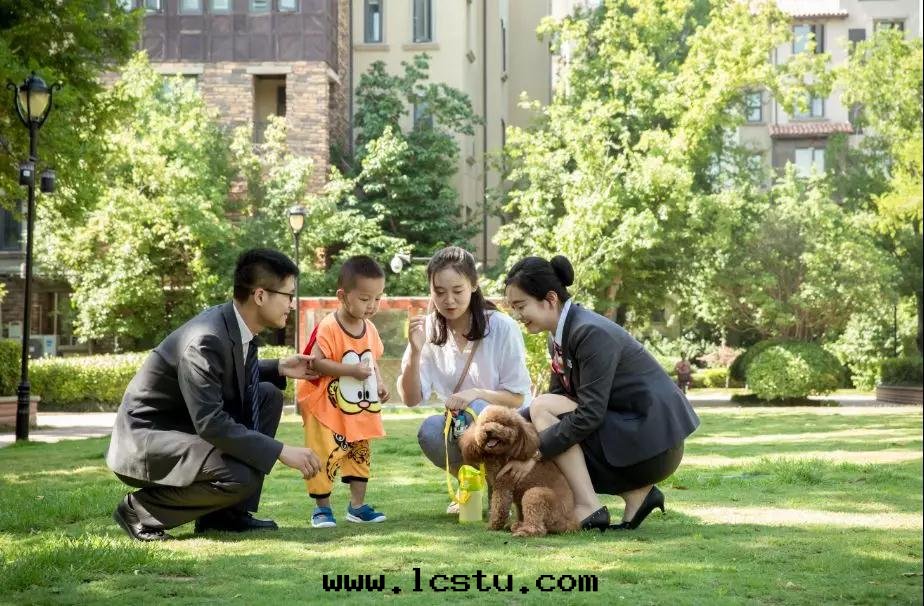 《2018年(nián)河(hé)南(nán)省(shěng)物(wù)業管(guǎn)理(lǐ)行業发展(zhǎn)報告》全(quán)文(wén)