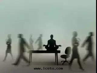 物(wù)業工作(zuò)是(shì)一(yī)種(zhǒng)修行！