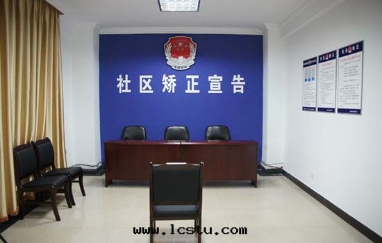 人民(mín)日(rì)報新(xīn)論：提(tí)升(shēng)社區(qū)治理(lǐ)專業化(huà)水(shuǐ)平​