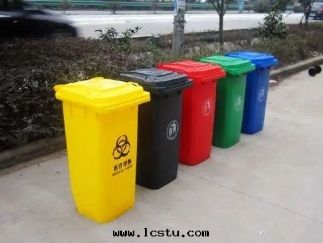 垃圾放(fàng)家(jiā)門(mén)口(kǒu)，違反(fǎn)了(le)哪些(xiē)法(fǎ)？