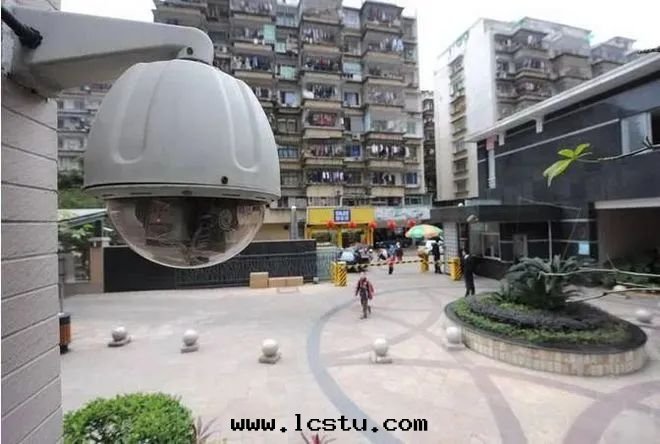 業主查看(kàn)監控，​存不(bù)存在(zài)侵犯隐私的(de)問(wèn)題(tí)？