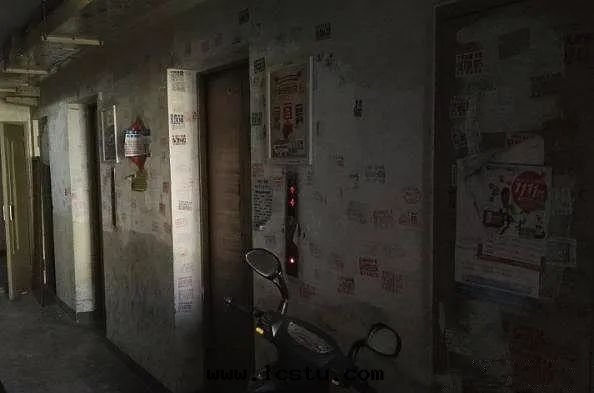 樓道(dào)燈(dēng)損壞，業主摔傷，物(wù)業公司需要(yào)賠償嗎？