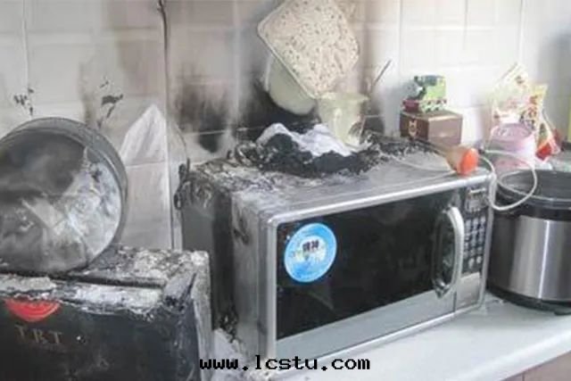 家(jiā)庭防火，“三(sān)清(qīng)三(sān)關(guān)”