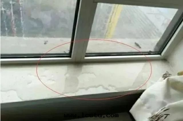 窗(chuāng)戶一(yī)下(xià)暴雨(yǔ)就(jiù)漏水(shuǐ)，其(qí)實(shí)是(shì)这(zhè)7点出(chū)了(le)問(wèn)題(tí)！