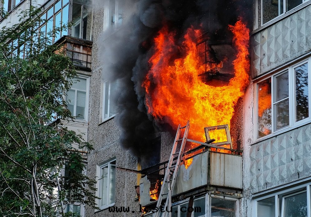 小區(qū)消防事(shì)故中(zhōng)，物(wù)業公司的(de)6大(dà)过(guò)错、12条(tiáo)免責理(lǐ)由(yóu)和(hé)20条(tiáo)无效理(lǐ)由(yóu)