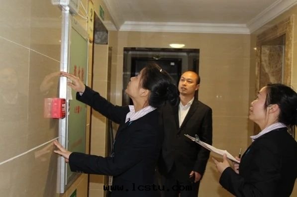 物(wù)業客服(fú)部(bù)巡查工作(zuò)规範