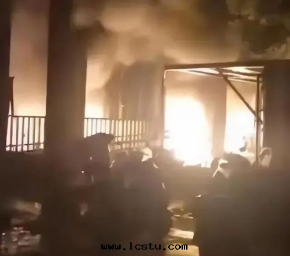 中(zhōng)秋节(jié)将至(zhì)！關(guān)于(yú)電(diàn)動(dòng)自(zì)行車違规停放(fàng)充電(diàn)法(fǎ)律責任的(de)通(tòng)告，轉(zhuǎn)出(chū)去(qù)，讓大(dà)家(jiā)都知道(dào)！